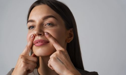 Yoga Facial: Aprenda exercícios faciais e massagem facial